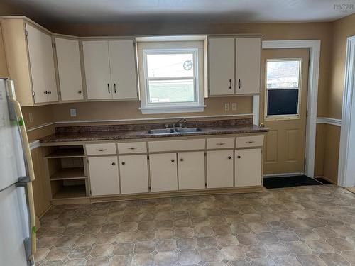 75 Cove Road, Conquerall Bank, NS 