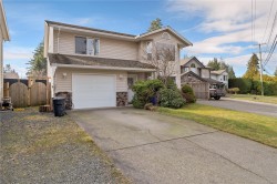313 Harrogate Rd Campbell River, BC V9W 1W1