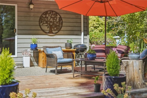 476 Qualicum Rd, Qualicum Beach, BC 