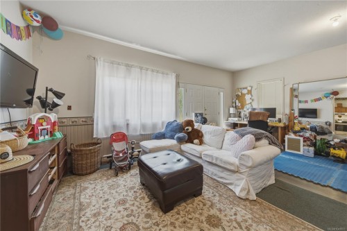 476 Qualicum Rd, Qualicum Beach, BC 