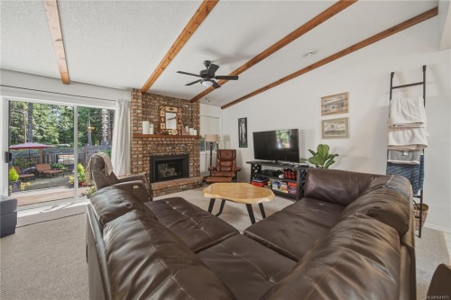 476 Qualicum Rd, Qualicum Beach, BC 