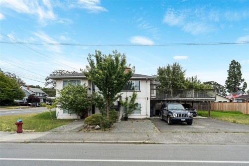 2343 Shelbourne St  Victoria, BC V8R 6P4