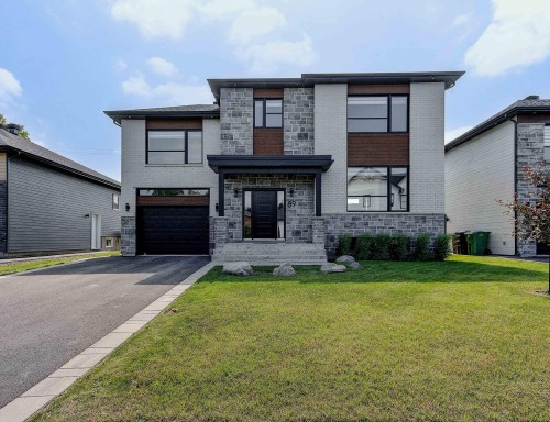 89 Rue de la Canadienne  Saint-Jean-Sur-Richelieu, QC J2Y 1B4