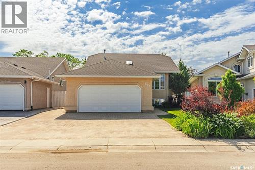 627 Budz Crescent, Saskatoon, SK 
