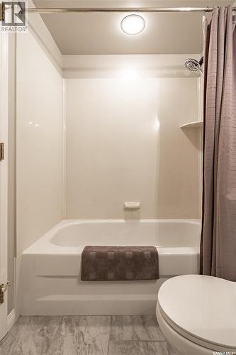 627 Budz Crescent, Saskatoon, SK 