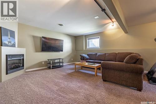 627 Budz Crescent, Saskatoon, SK 