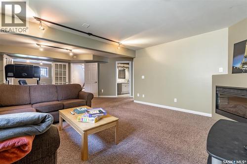 627 Budz Crescent, Saskatoon, SK 