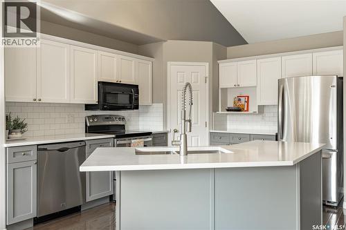 627 Budz Crescent, Saskatoon, SK 