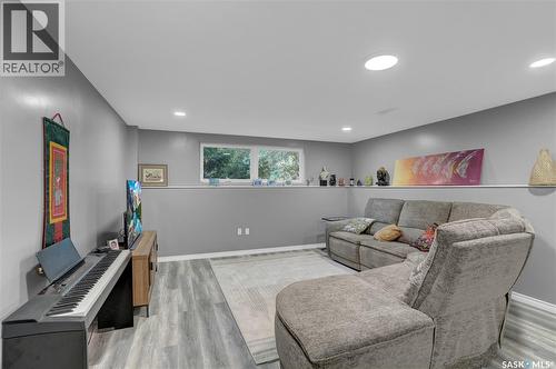 3 Dolphin Bay, Regina, SK 