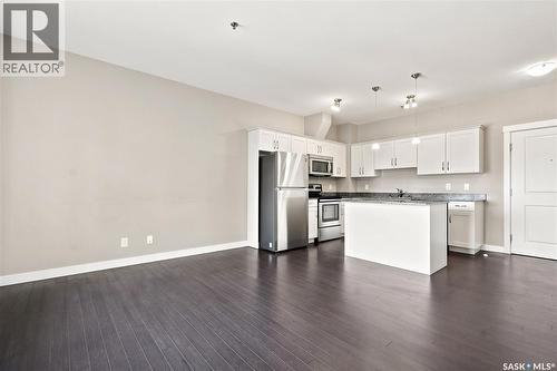 203 702 Hart Road, Saskatoon, SK 