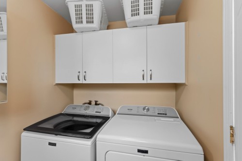 Salle d'eau - 305 Rue De La Providence, Sainte-Catherine, QC - Indoor Photo Showing Laundry Room