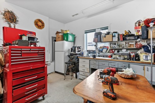 Garage - 305 Rue De La Providence, Sainte-Catherine, QC - Indoor