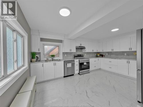 669-677 Marentette, Windsor, ON 