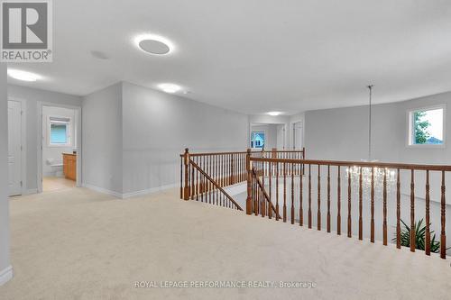 Den/loft - 767 Long Point Circle, Ottawa, ON 
