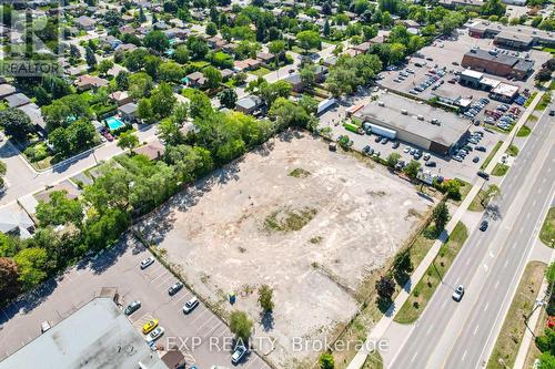 2362 Fairview Street, Burlington, ON 