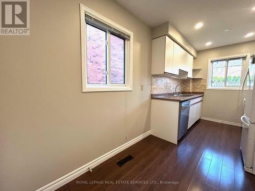 4523 Kimbermount Avenue, Mississauga, ON 