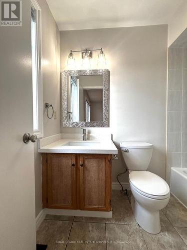 4523 Kimbermount Avenue, Mississauga, ON 