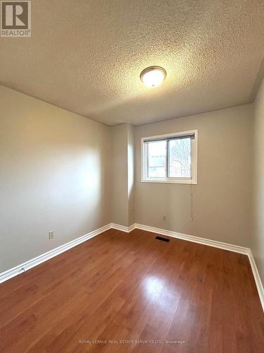4523 Kimbermount Avenue, Mississauga, ON 