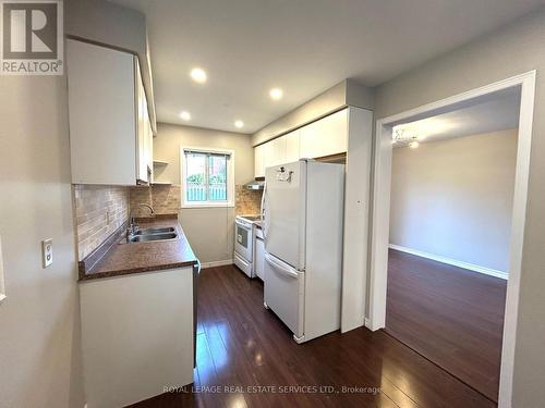 4523 Kimbermount Avenue, Mississauga, ON 