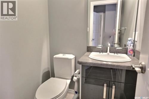 217 4002 Sandhill Crescent, Regina, SK 