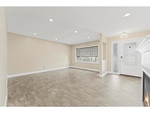 18 Elizabeth Crescent, Leamington, ON 
