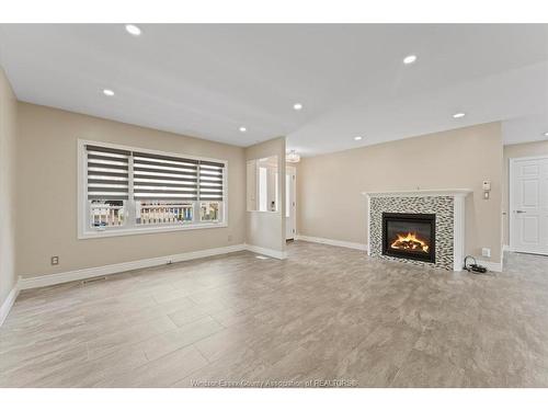 18 Elizabeth Crescent, Leamington, ON 