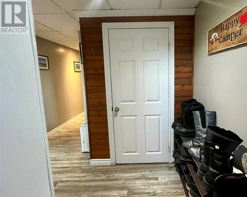 17 Hillview Avenue, Pasadena, NL 