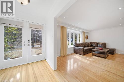 481 ANTHONY Drive , Oakville, Ontario L6J 2K6 3