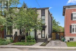 53 VAUGHAN STREET  Ottawa, ON K1M 1W9