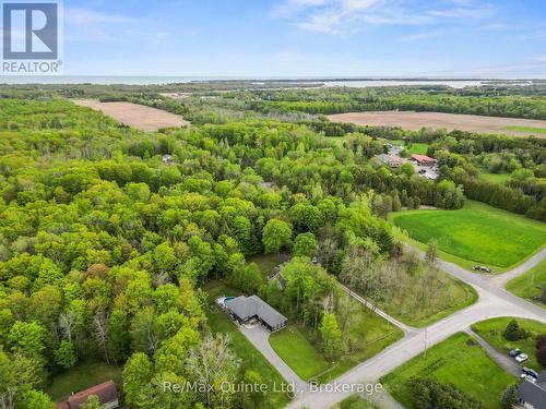 Peaceful rural setting just minutes from town - 25 Powerline Road, Quinte West (Murray Ward), ON 
