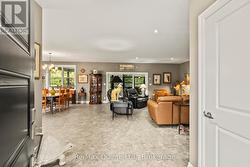 Bright, spacious main living area - 