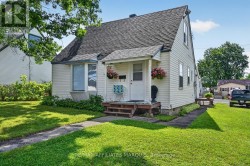 12 CHURCHILL CRESCENT Smiths Falls, ON K7A 3H4