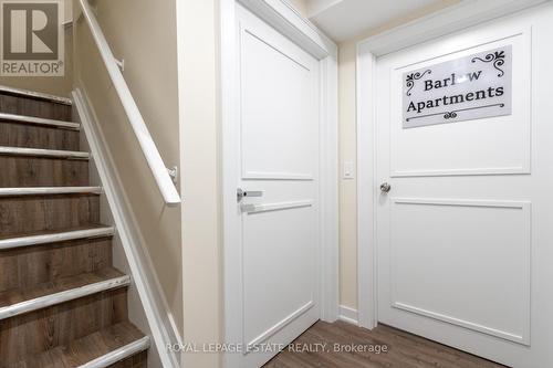 5 BARLOW ROAD , Toronto, Ontario M1G 2B3 3