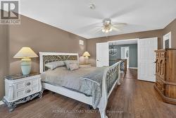 Primary bedroom - 