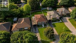 100 BALLACAINE DRIVE Toronto, ON M8Y 4B8