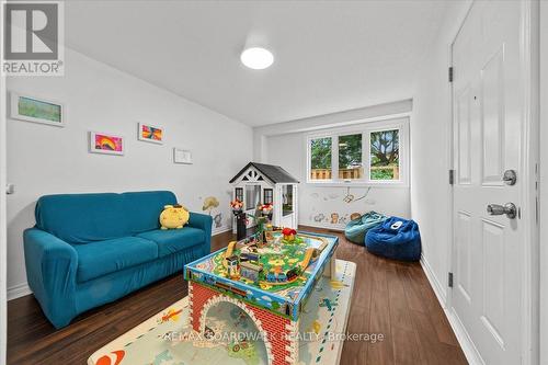 18 - 2126 Eric Crescent, Ottawa, ON 