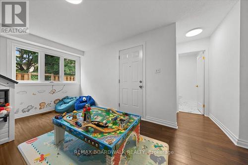 18 - 2126 Eric Crescent, Ottawa, ON 