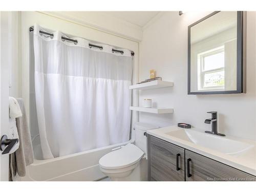 23 Barrington Rd, Fredericton, NB 