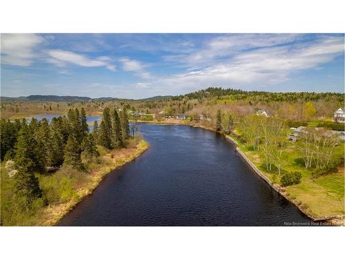 65 Riverview Ave, St George, NB 