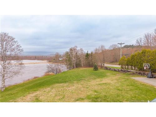 65 Riverview Ave, St George, NB 