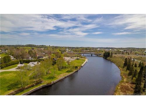 65 Riverview Ave, St George, NB 