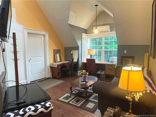 105 Gordon St, Moncton, NB 