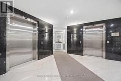 Lots of elevators - 