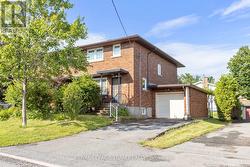 1020 RIDDELL AVENUE S  Ottawa, ON K2C 2J5