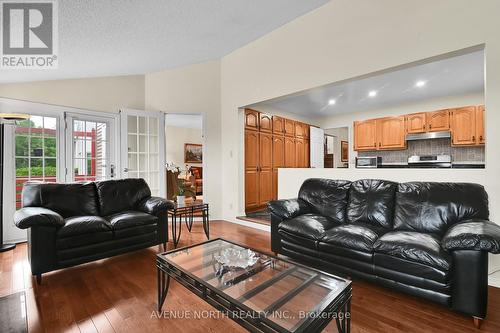 48 Hackett Street, Ottawa, ON 