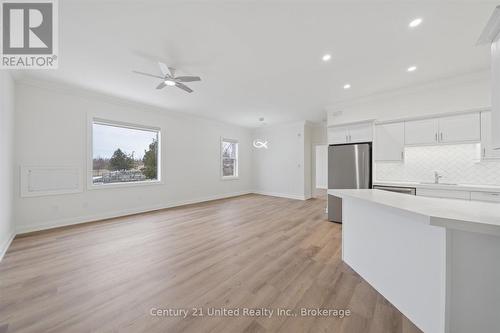 201 - 1027 WILLCOX STREET , Selwyn, Ontario K0L 1H0 5