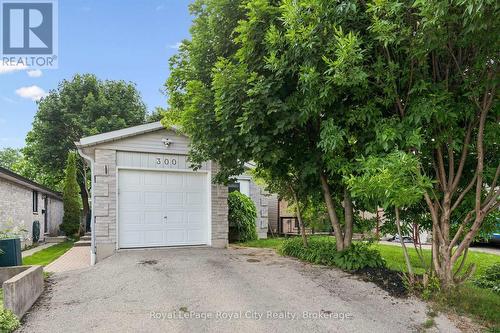 300 AUDEN ROAD  Guelph (Grange Road), ON N1E 6S3