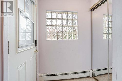 In-law suite entrance - 536 Dovercourt Avenue, Ottawa, ON 