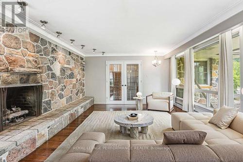 Living room - 536 Dovercourt Avenue, Ottawa, ON 
