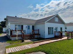 20 Sixth Avenue  Deer Lake, NL A8A 2B4